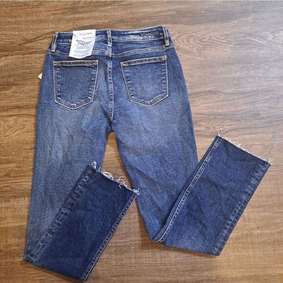 NWT Vigoss Jeans Blue Vintage Wash Stevie Crop Straight Jeans - Picture 3 of 6